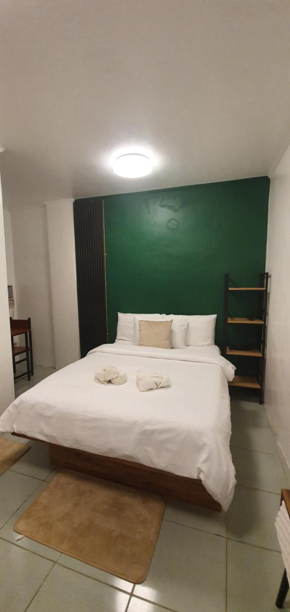 Aj Tourist Inn Coron Exterior photo